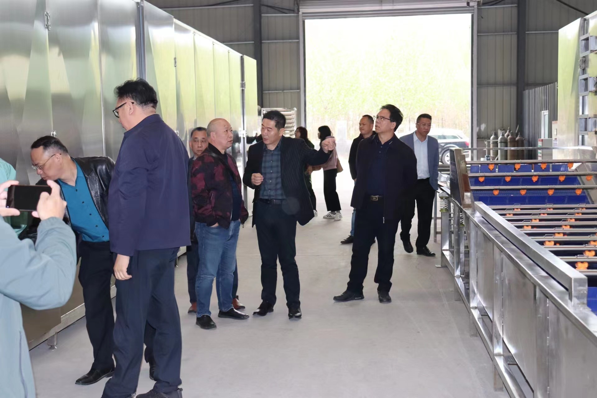 梧州市農業(yè)農村局考察組赴山東省開(kāi)展設施農業(yè)預制菜深加工考察活動(dòng)
